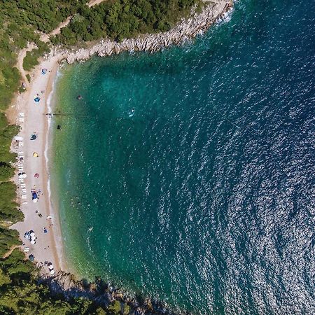 Lovely Apartment In Rabac With Kitchen Eksteriør billede